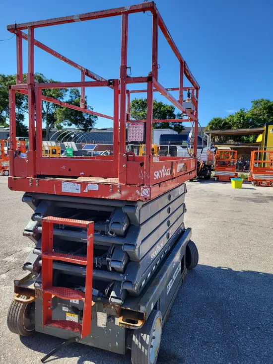 2017 Skyjack SJIII4740 Scissor Lift