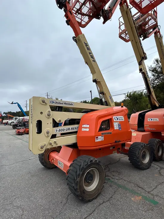 2017 JLG 450AJ Articulating Boom Lift