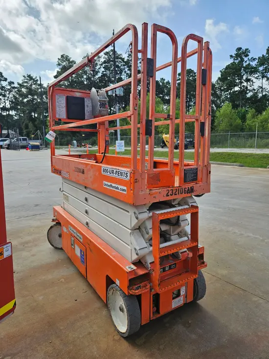 2019 Snorkel S3226E Scissor Lift