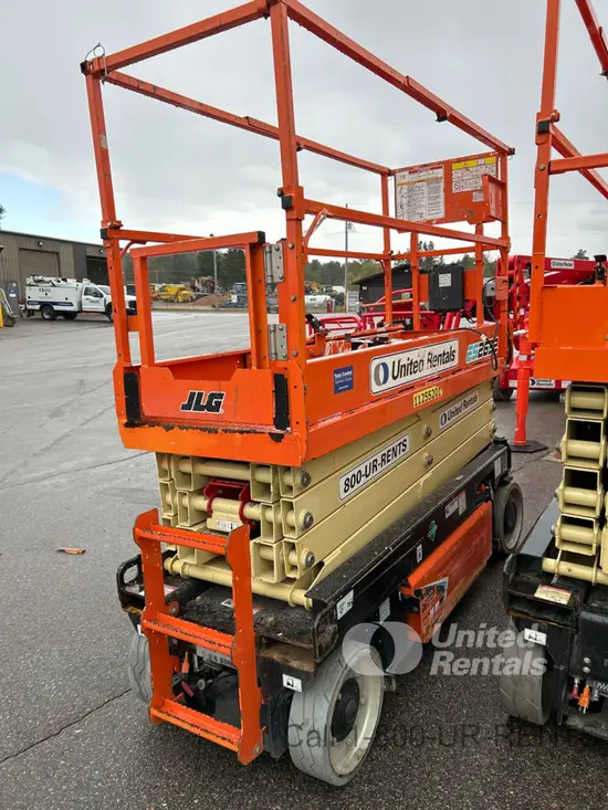 2021 JLG ES2632 Scissor Lift
