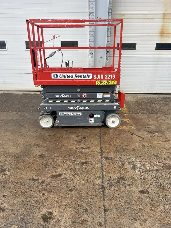 2018 Skyjack SJIII3219 Scissor Lift