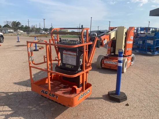 2018 JLG E300AJP Articulating Boom Lift