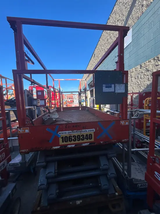 2017 Skyjack SJIII4740 Scissor Lift