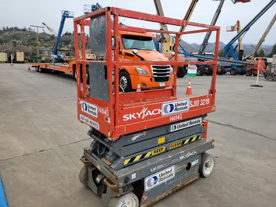 2014 Skyjack SJIII3219 Scissor Lift