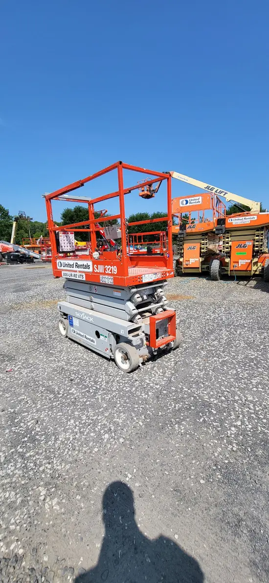 2017 Skyjack SJIII3219 Scissor Lift