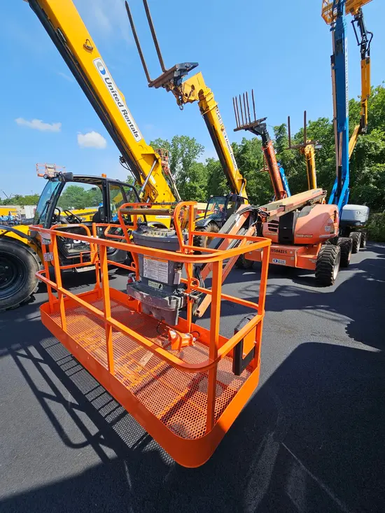 2016 JLG 600AJ Articulating Boom Lift