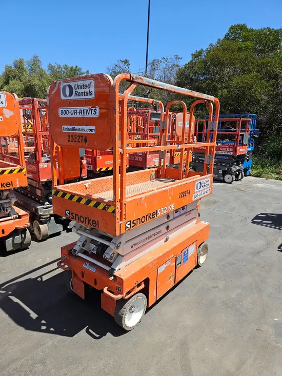 2019 Snorkel S3219E Scissor Lift