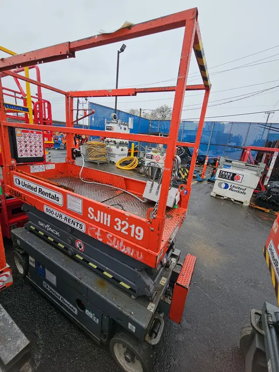 2017 Skyjack SJIII3219 Scissor Lift
