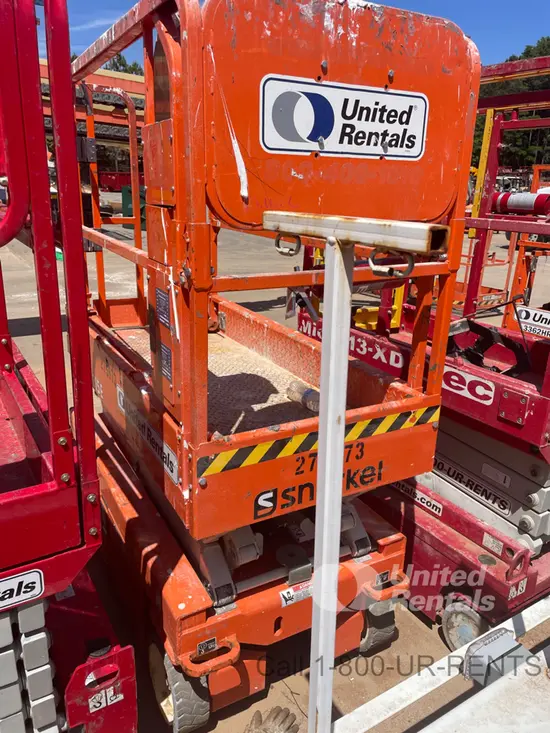 2021 Snorkel S3215E Scissor Lift