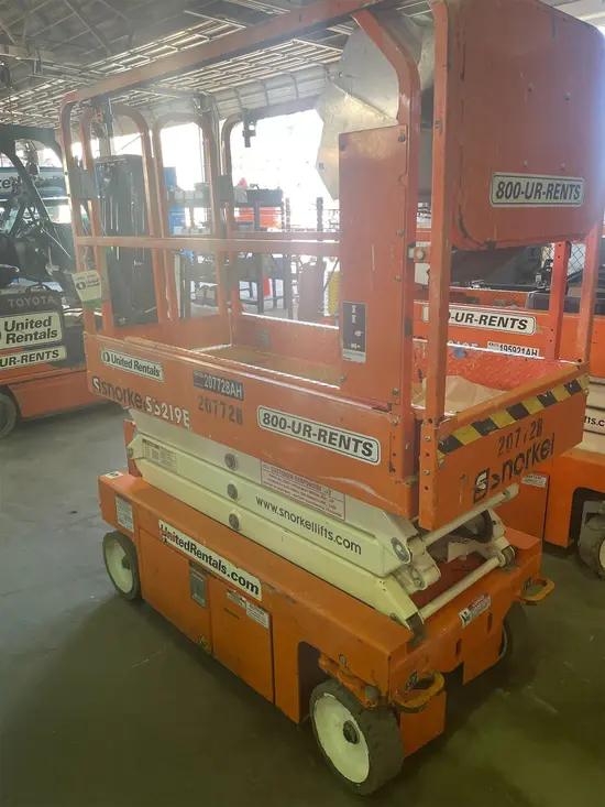 2018 Snorkel S3219E Scissor Lift