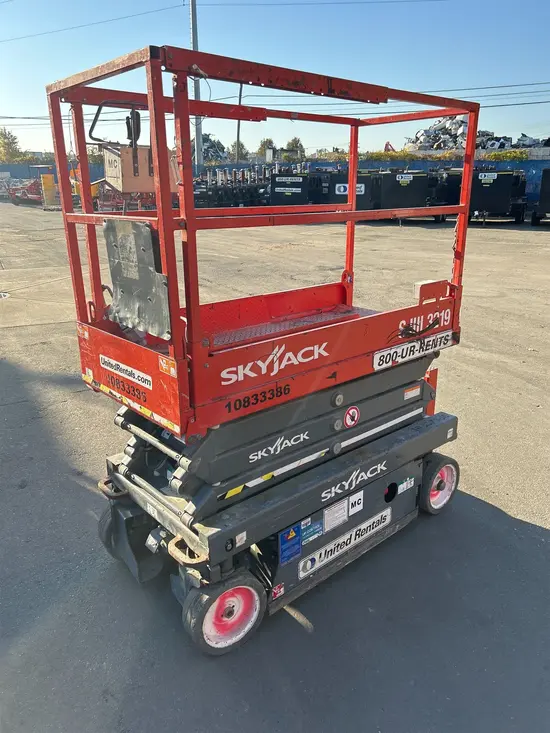 2018 Skyjack SJIII3219 Scissor Lift