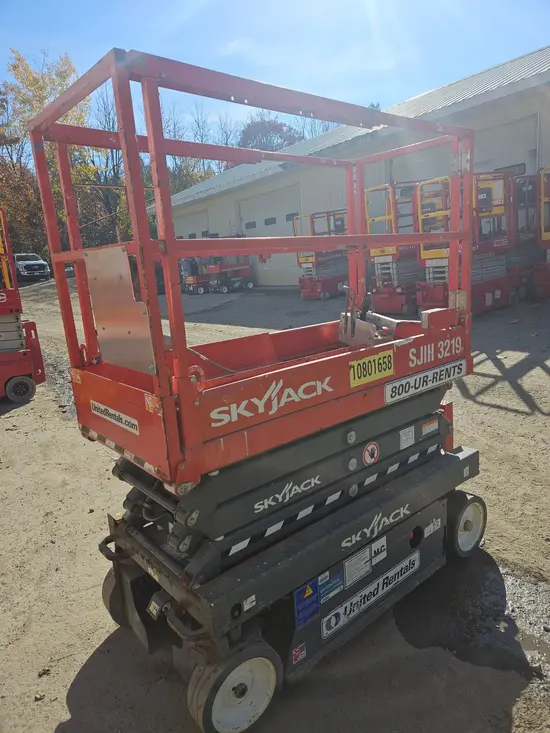 2018 Skyjack SJIII3219 Scissor Lift
