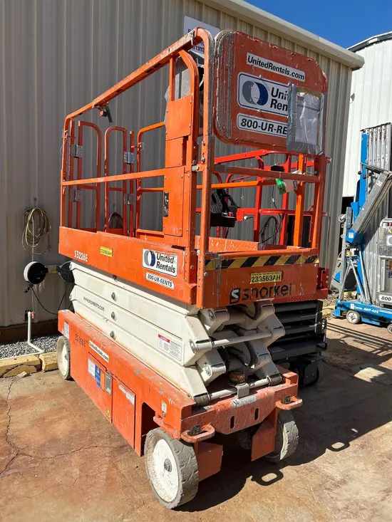 2019 Snorkel S3226E Scissor Lift