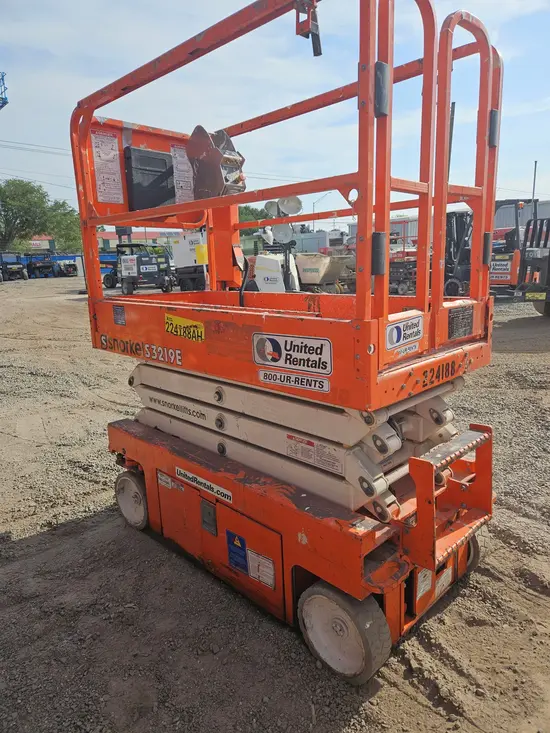 2019 Snorkel S3219E Scissor Lift