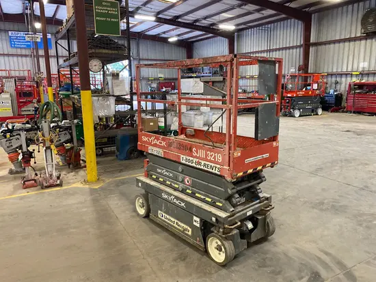 2016 Skyjack SJIII3219 Scissor Lift