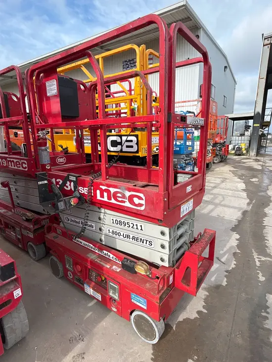 2019 MEC 1330SE Scissor Lift