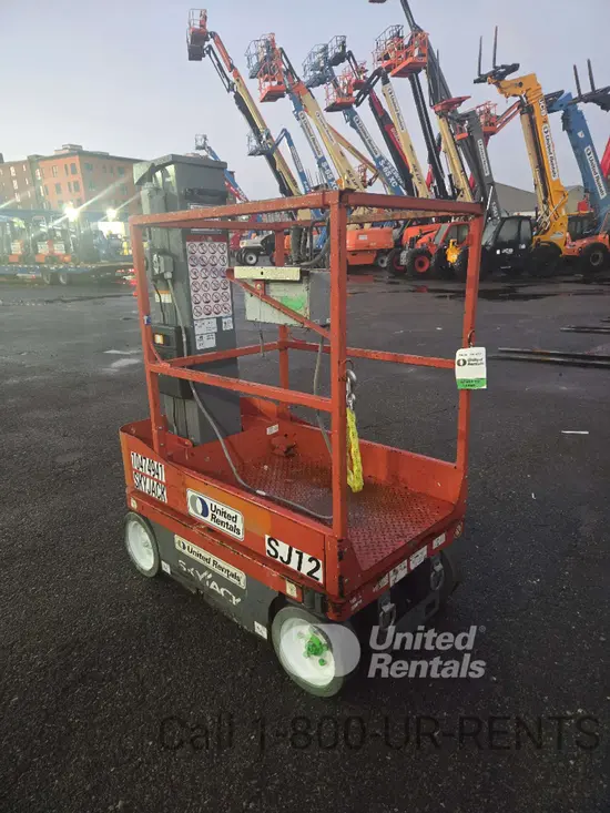 2016 Skyjack SJ12 Self-Propelled One-Person Lift