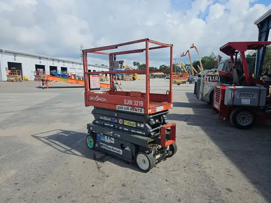 2018 Skyjack SJIII3219 Scissor Lift