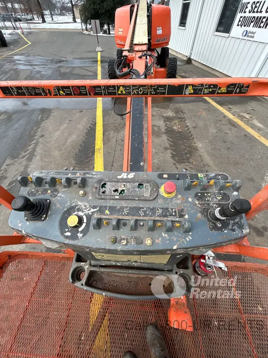 2019 JLG 660SJ Boom Lift