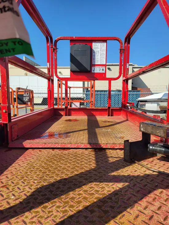 2017 MEC 4046SE Scissor Lift