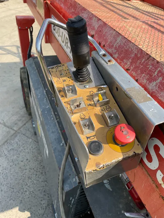 2018 Skyjack SJ6832RT Rough Terrain Scissor Lift