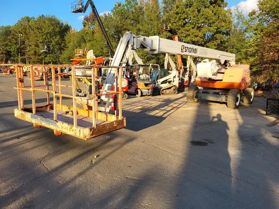 2016 Snorkel AB85J Articulating Boom Lift