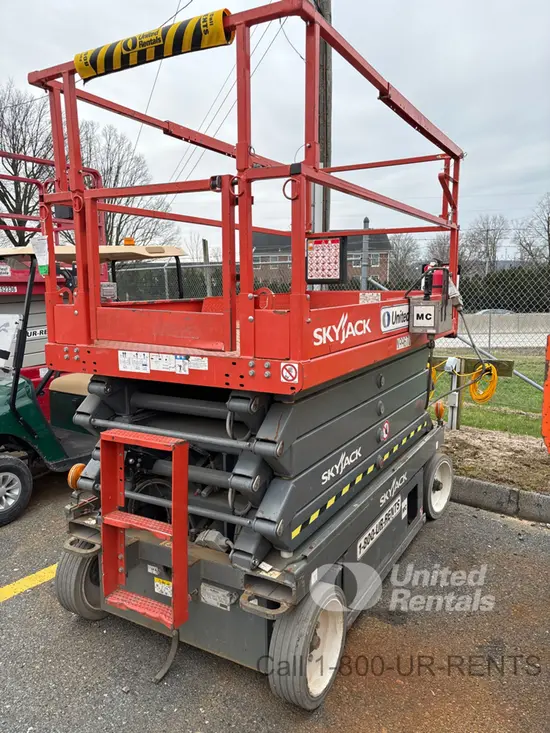 2017 Skyjack SJIII4632 Scissor Lift