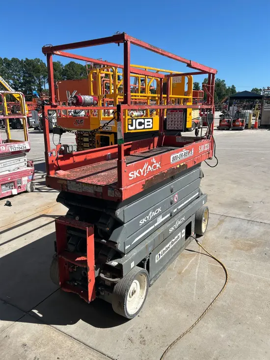 2018 Skyjack SJIII3226 Scissor Lift