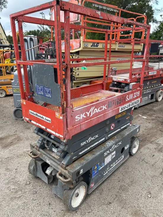 2018 Skyjack SJIII3219 Scissor Lift
