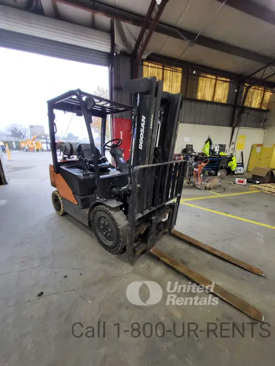 2022 Doosan G25P-7DF Warehouse Forklift
