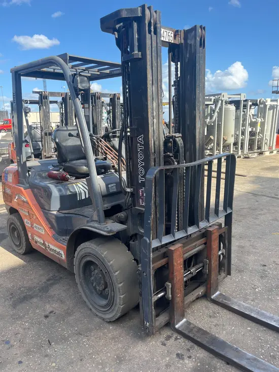 2019 Toyota 8FDU30 Warehouse Forklift