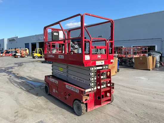 2017 MEC 3346SE Scissor Lift