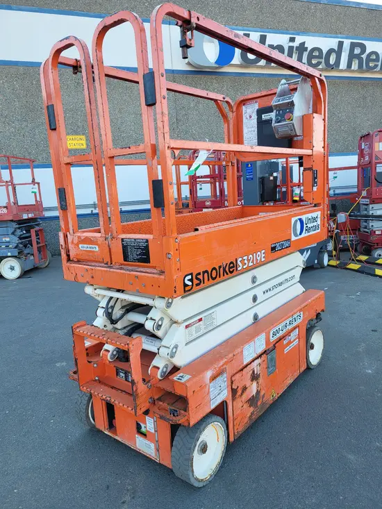 2018 Snorkel S3219E Scissor Lift