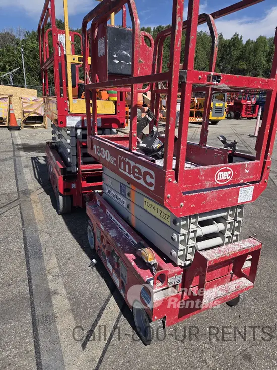 2018 MEC 1330SE Scissor Lift