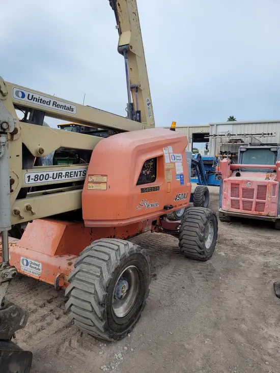 2017 JLG 450AJ Articulating Boom Lift