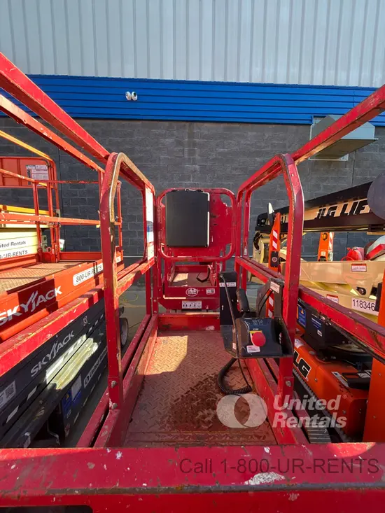 2020 MEC 1330SE Scissor Lift
