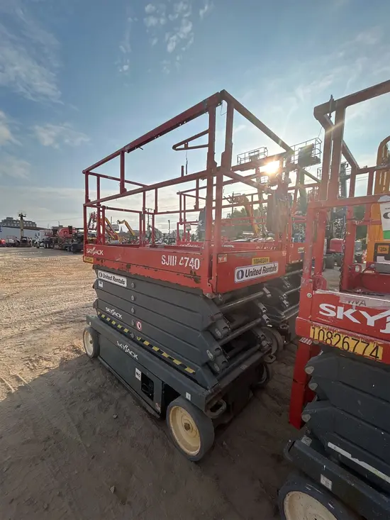 2017 Skyjack SJIII4740 Scissor Lift
