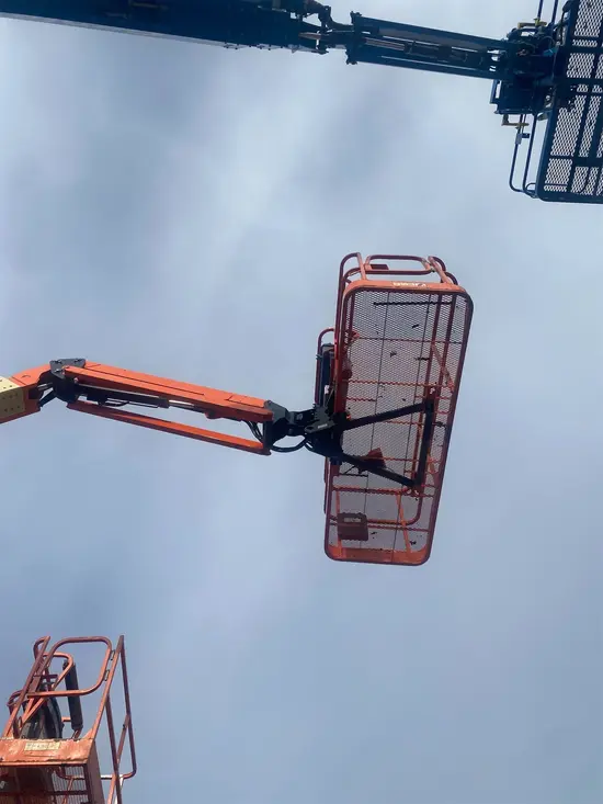 2008 JLG 600AJ Articulating Boom Lift