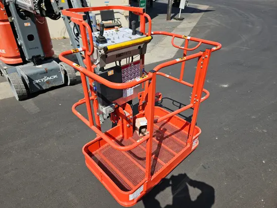 2017 Skyjack SJ30ARJE Articulating Boom Lift