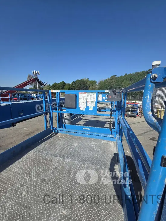 2016 Genie GS-4390 RT Rough Terrain Scissor Lift