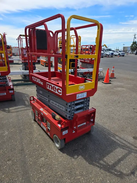 2019 MEC 1330SE Scissor Lift