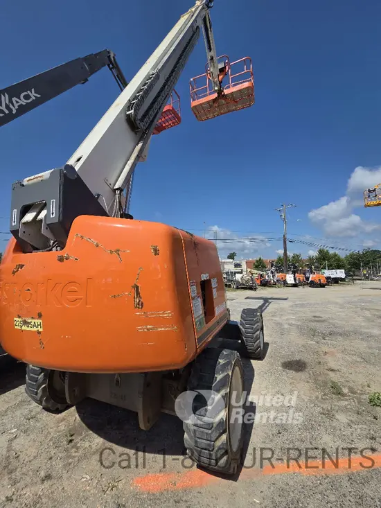 2019 Snorkel 660SJ Boom Lift