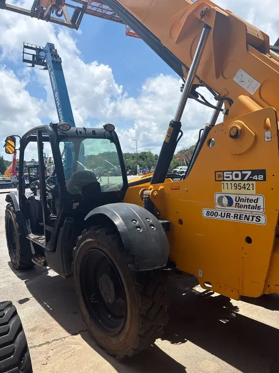 2021 JCB 507-42 Forklift