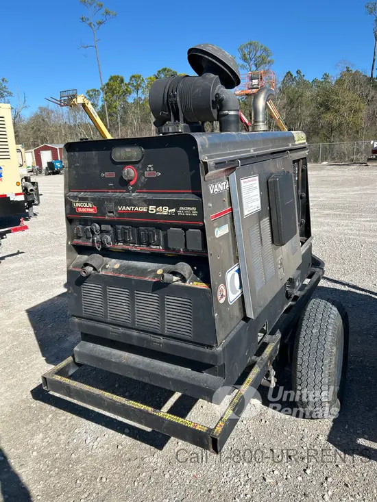 2019 Lincoln Electric VANTAGE 549 Welder