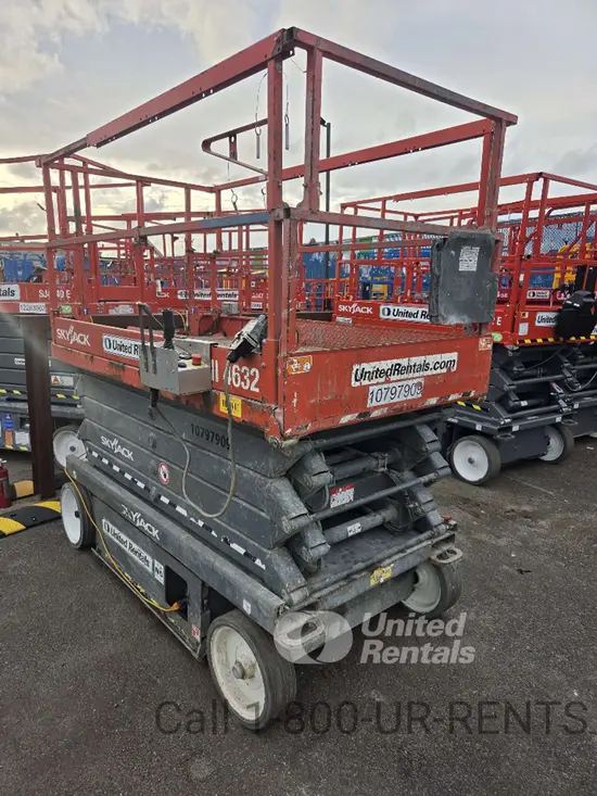 2018 Skyjack SJIII4632 Scissor Lift