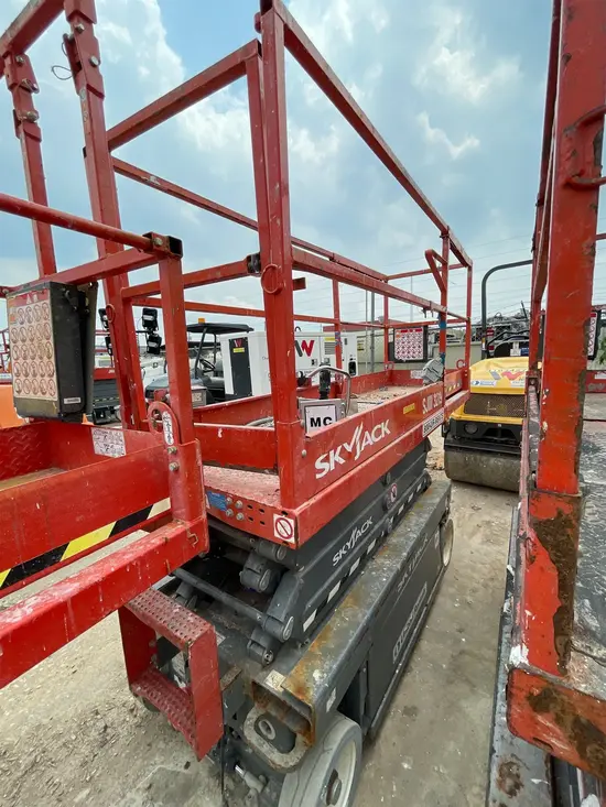 2018 Skyjack SJIII3219 Scissor Lift