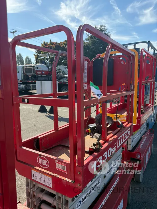 2020 MEC 1330SE Scissor Lift