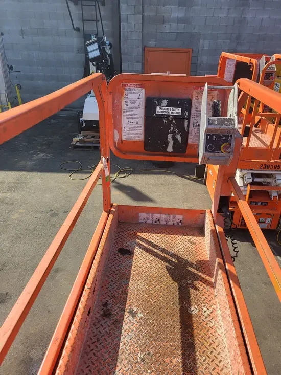 2018 Snorkel S3219E Scissor Lift