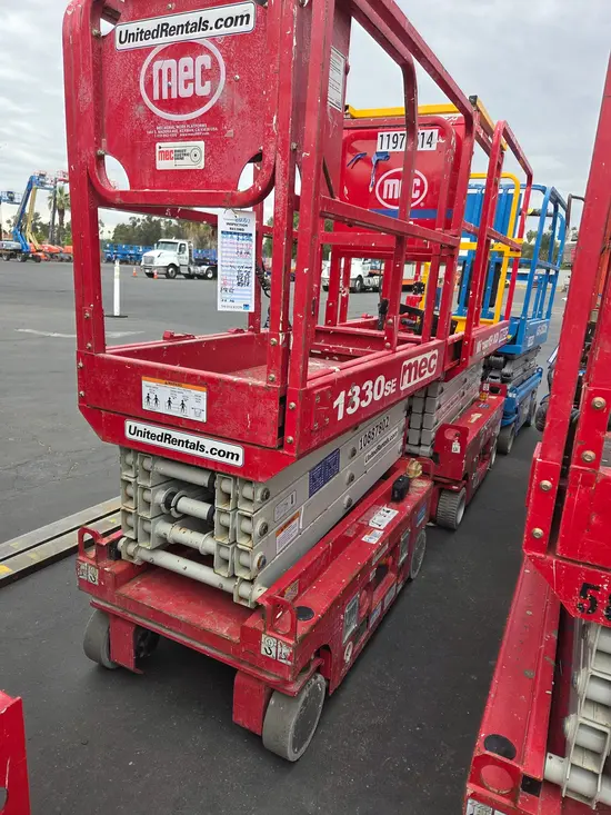 2019 MEC 1330SE Scissor Lift