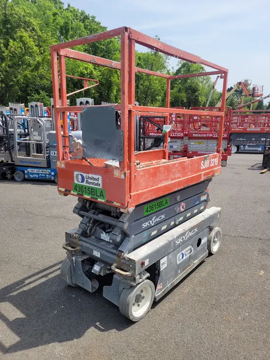 2017 Skyjack SJIII3219 Scissor Lift